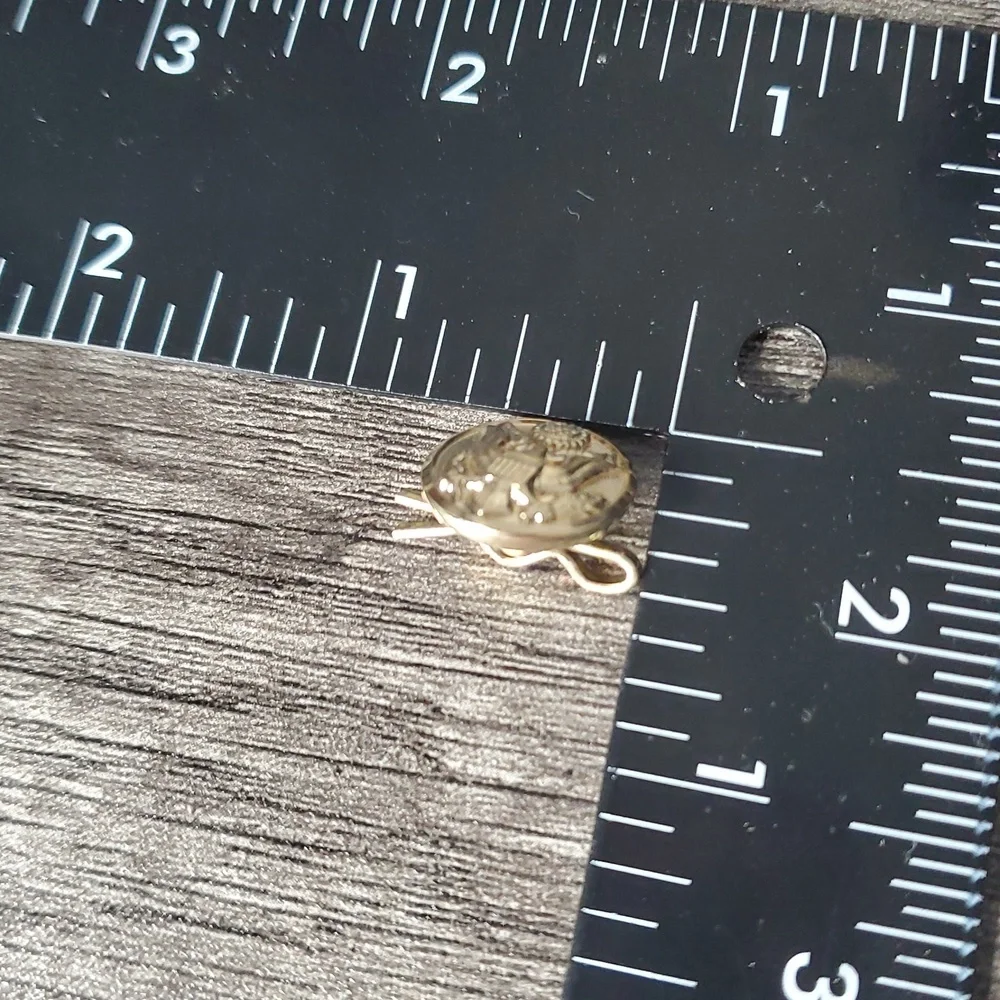 Gold Tone Eagle Lapel Button P408